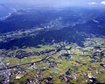 （航空写真）鴨川市より館山方面／（クリックすると写真が拡大します）