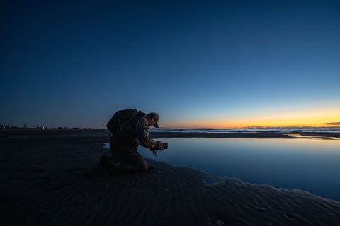 渡部さんを横から見た撮影風景