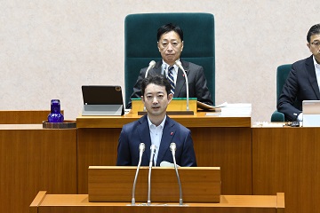 令和6年9月定例県議会開会日の様子