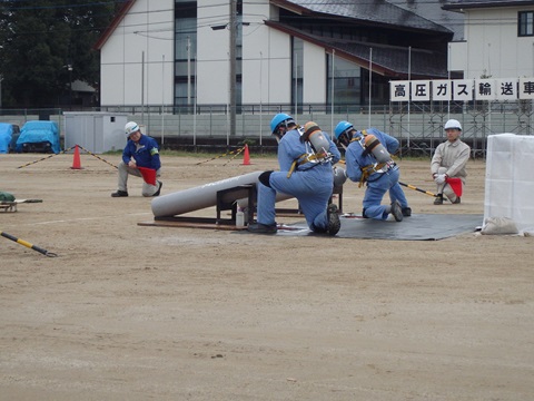 空気呼吸器装着訓練