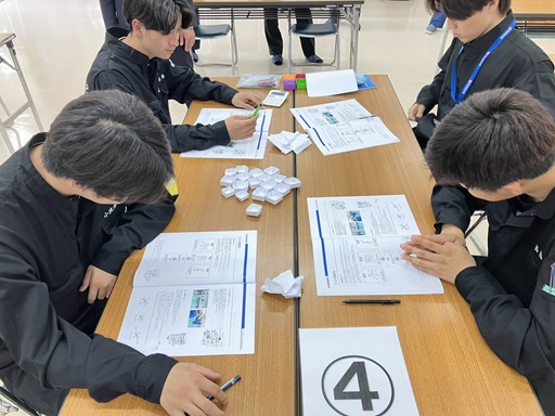 折箱作り１回戦目と２回戦目の違いを振り返ってます。