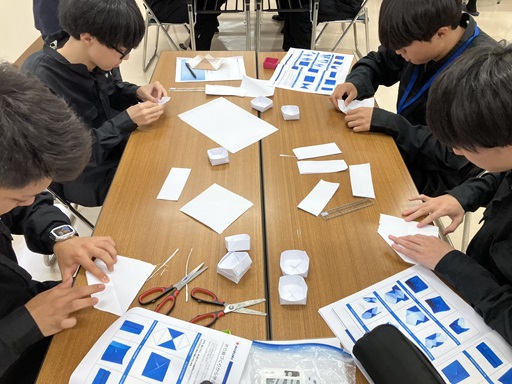 折箱づくり開始