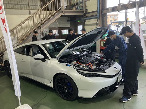 プレリュードの見学