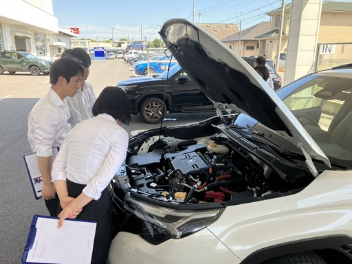 エンジンルームの見学