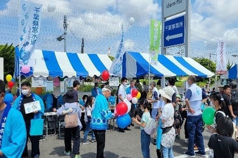 水道街角PRでのブース出展の写真