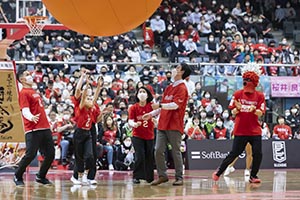 令和5年4月15日-バスケットボールBリーグ千葉ジェッツふなばし対レバンガ北海道戦の観戦の様子