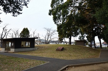 旧下総御料牧場（三里塚記念公園）防空壕の画像
