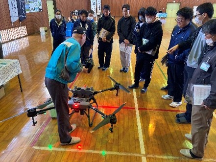 令和5年度のドローン研修写真１