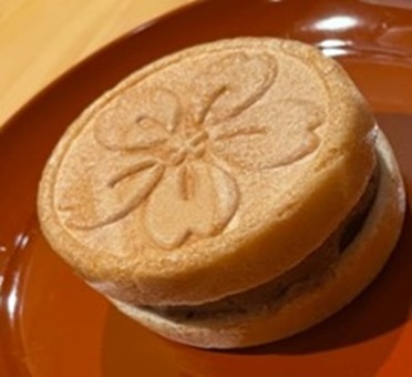monaka