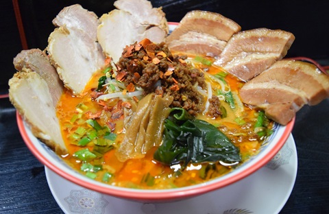 野田しょうゆ呉汁めん!爆肉旨辛!台湾ラーメンの画像